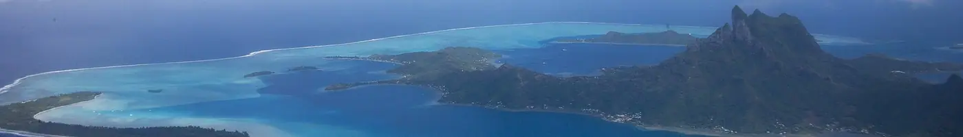 Bora Bora vue du large