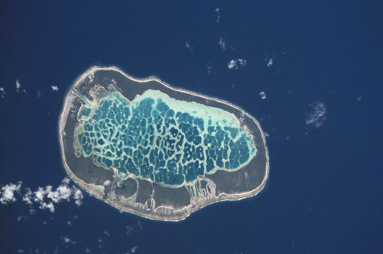 Vue aérienne de l’atoll de Mataiva