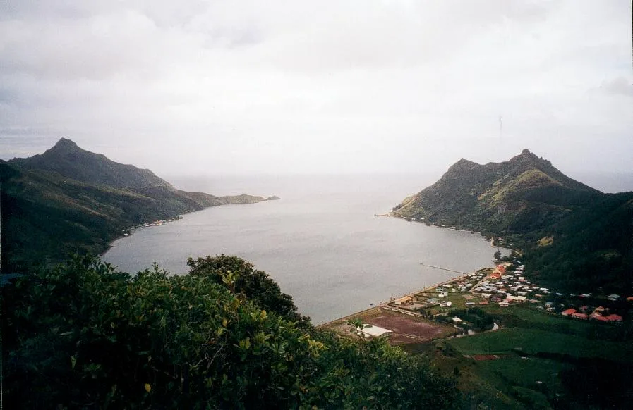 Baie d’Ahurei à Rapa